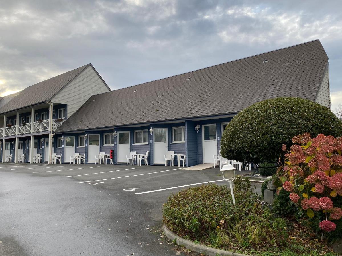 Hotel Contact - Les Bleuets La Rivière-Saint-Sauveur